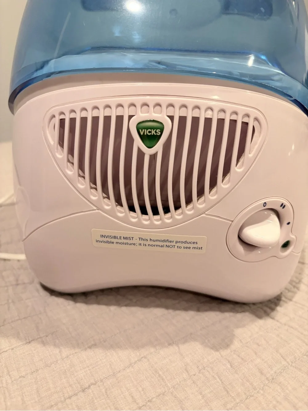 Vicks V3100 Cool Mist Humidifier Filtered Evaporative Quiet Home